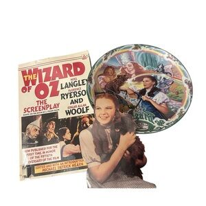 vintage wizard of oz collectibles (screenplay Book, Musical Plate, Greeting Card